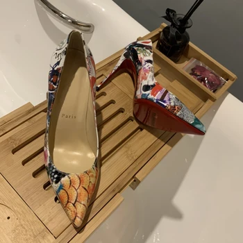 En Kaliteli Bayan Yüksek Topuklu Lüks Moda Bayanlar Kristal Glisten Kırmızı Taban Ayakkabı Klasik Retro Tasarımcı 10 cm Yüksek Topuk 1485HJ